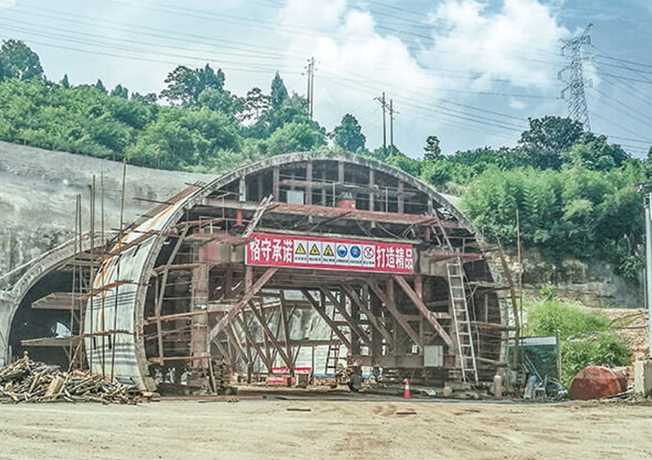 中鐵七局西安公司敦白鐵路臺車項目